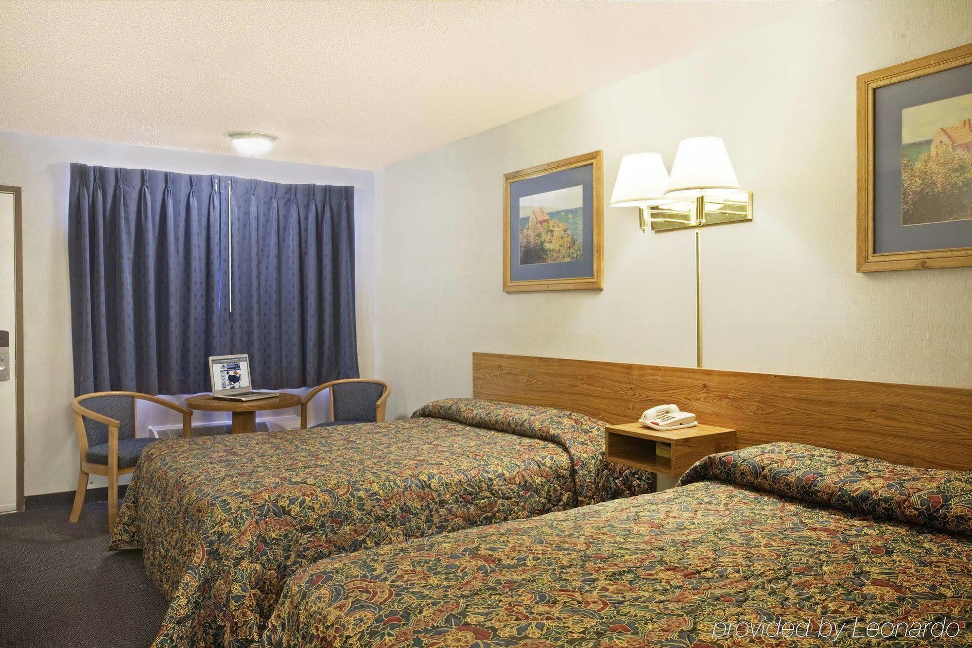 Americas Best Value Inn - Carson Stadt Exterior foto