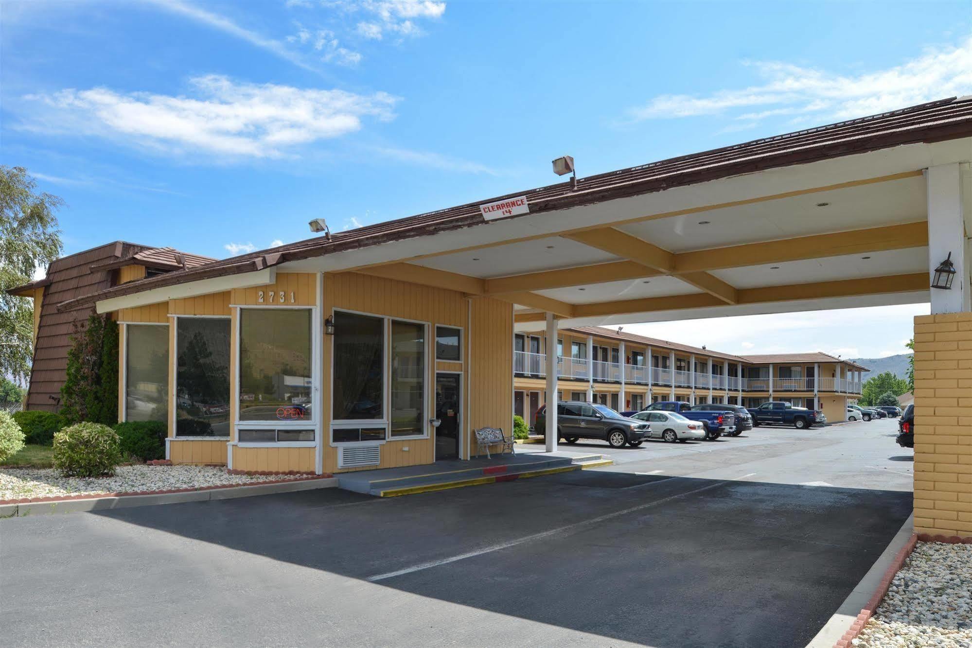 Americas Best Value Inn - Carson Stadt Exterior foto